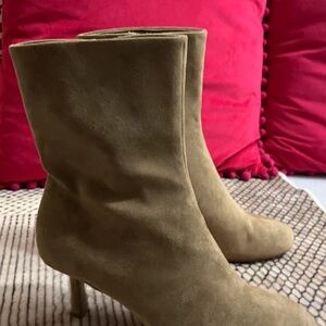 Bershka Olive Heeled Boots